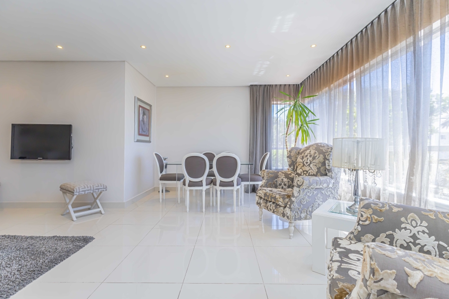 2 Bedroom Property for Sale in Sea Point Western Cape